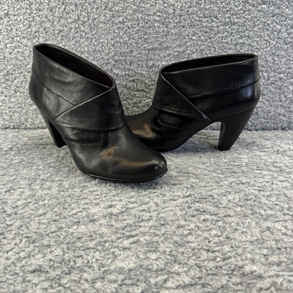 Sofft Womens Size 10 Leather High Heel Ankle Booties in Black Work Dressy Casual